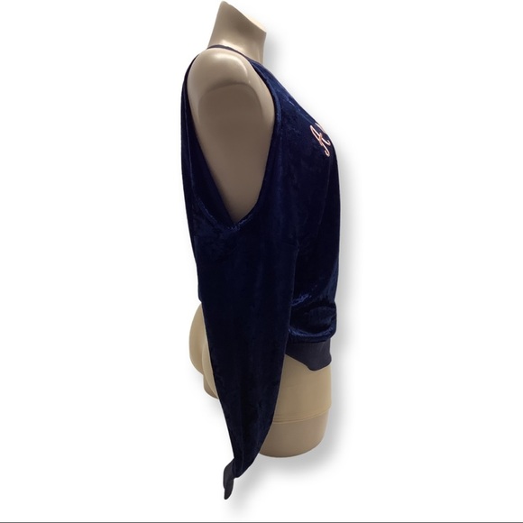 Romeo & Juliet Size Small Couture Ray of Sunshine Cold Shoulder Velvet Top. New - Picture 3 of 5